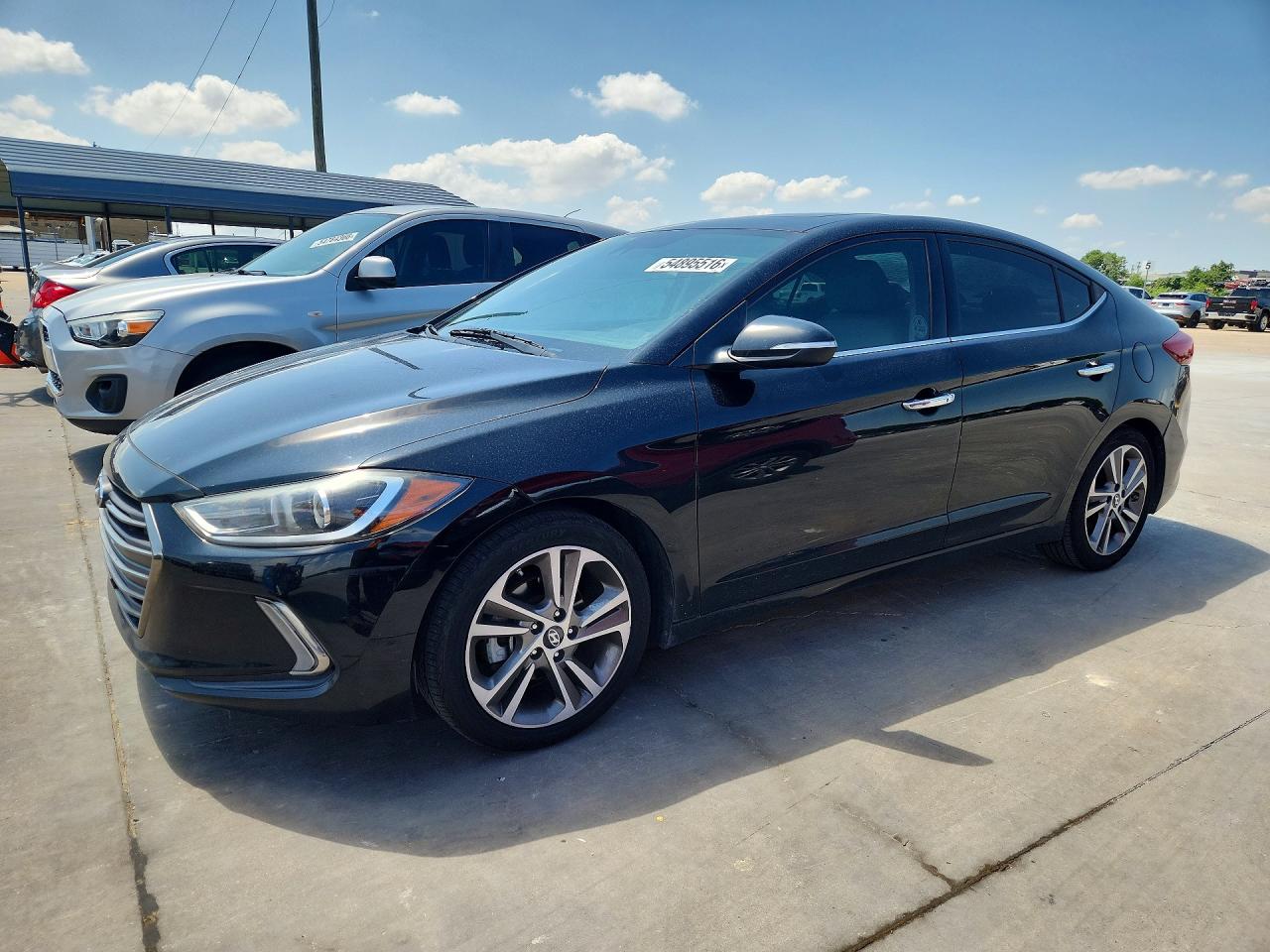Salvage Hyundai ELANTRA Image