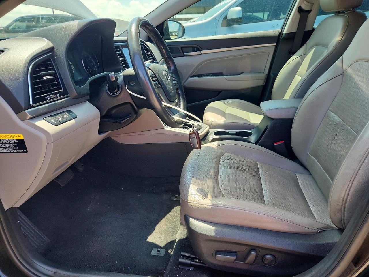 Hyundai ELANTRA Limited