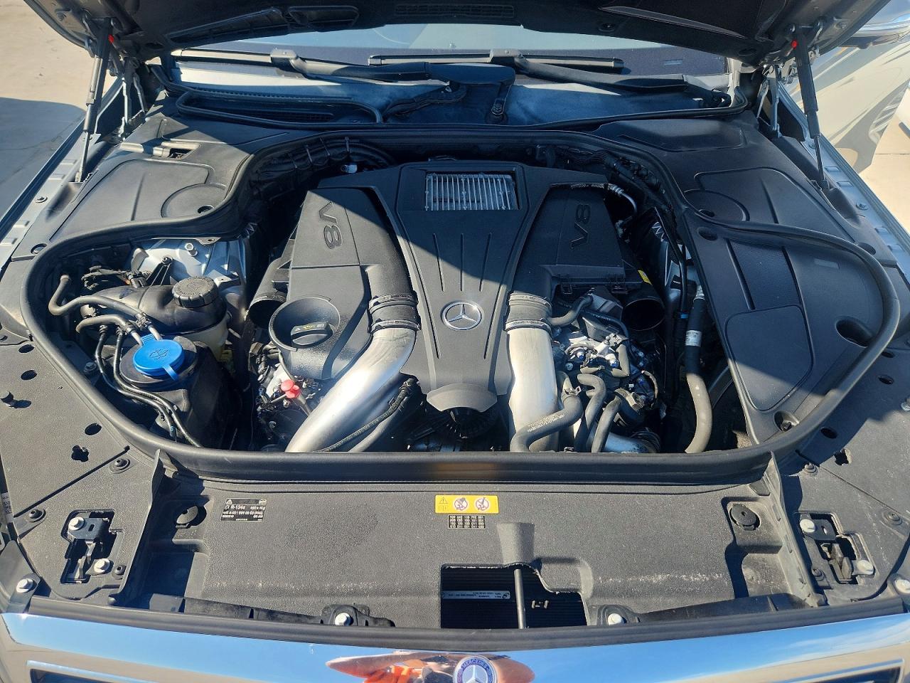 Mercedes-Benz S-Class 550