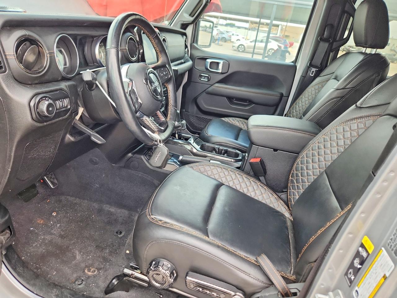 Jeep Wrangler Sahara