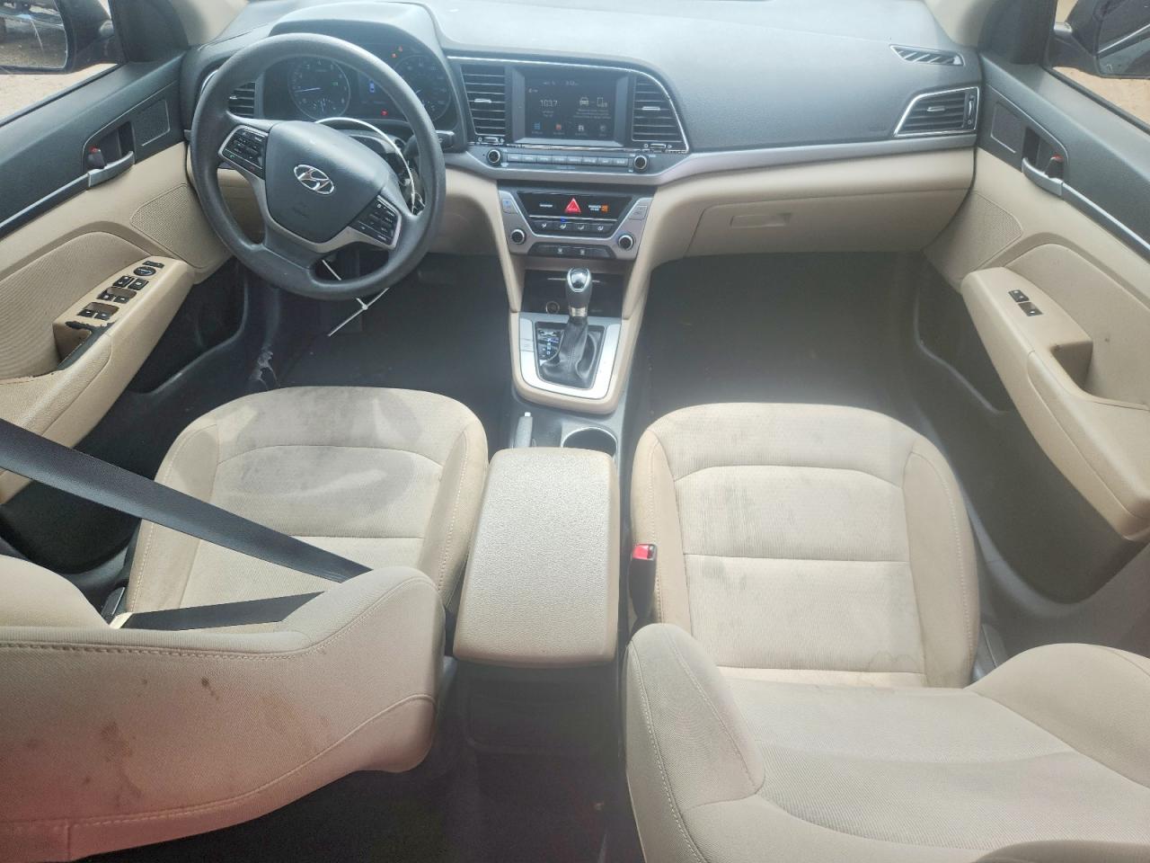 Hyundai ELANTRA Sel