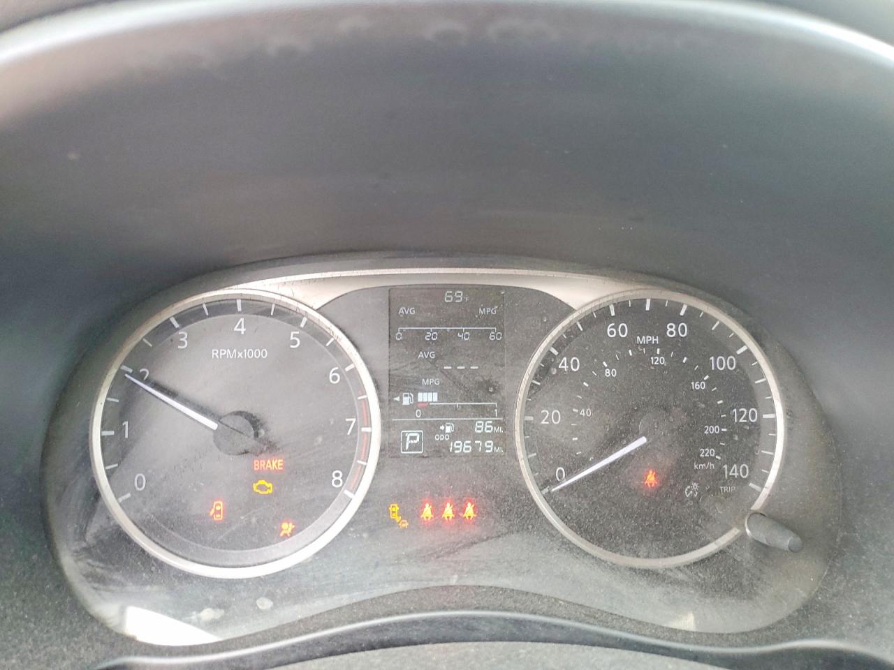 Nissan Kicks S