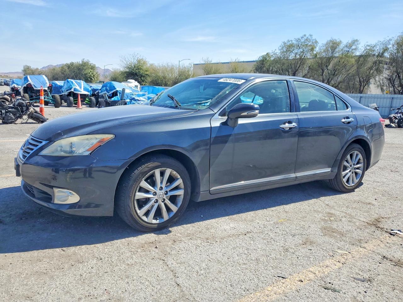 Salvage Lexus Es Image