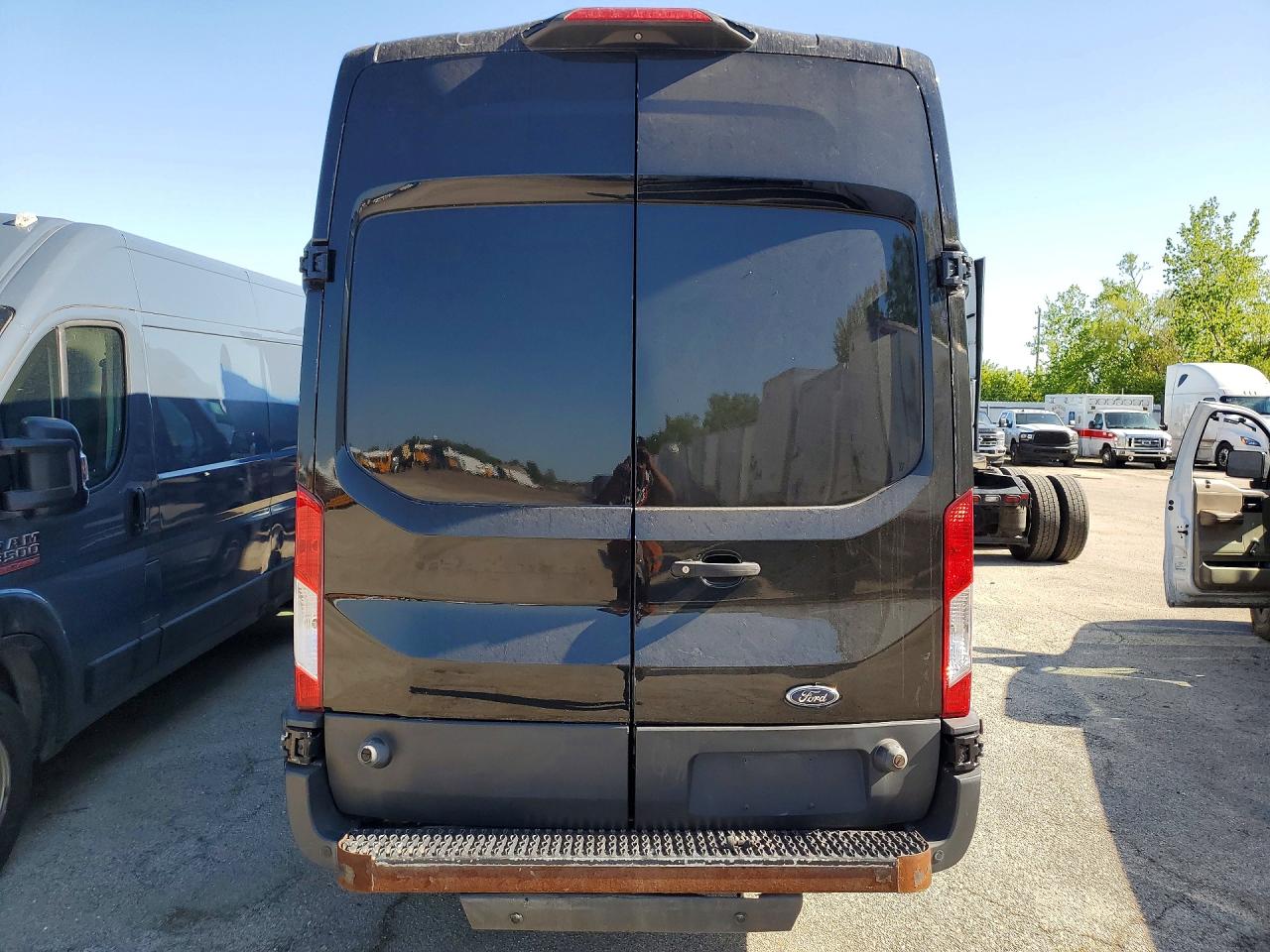 Ford Transit T-250
