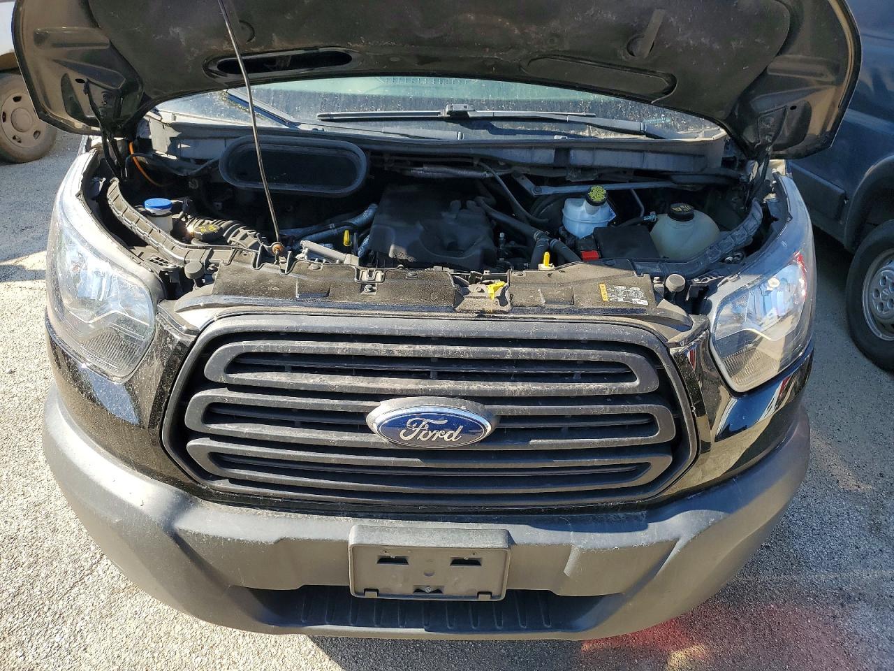 Ford Transit T-250
