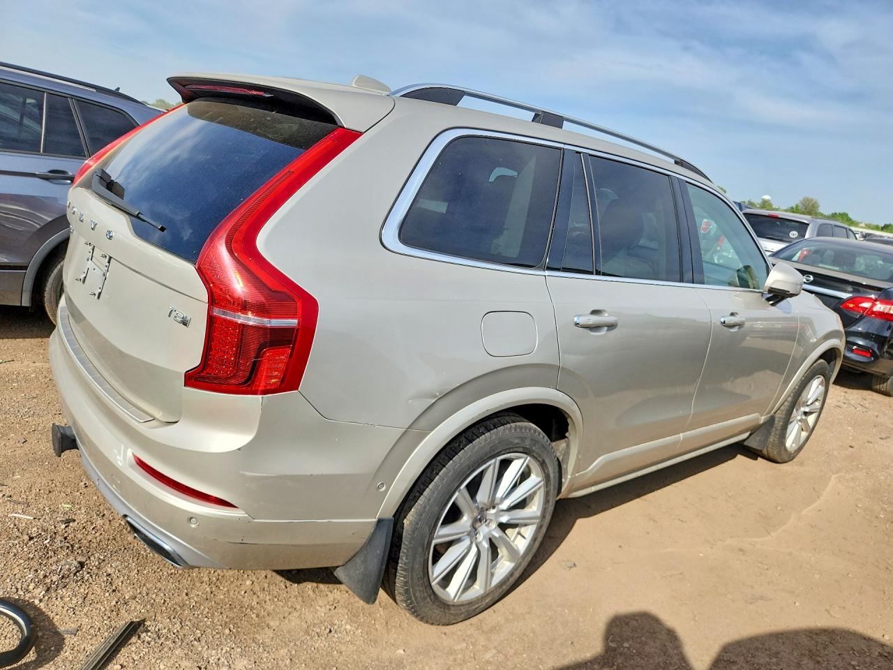 Volvo XC90 T8