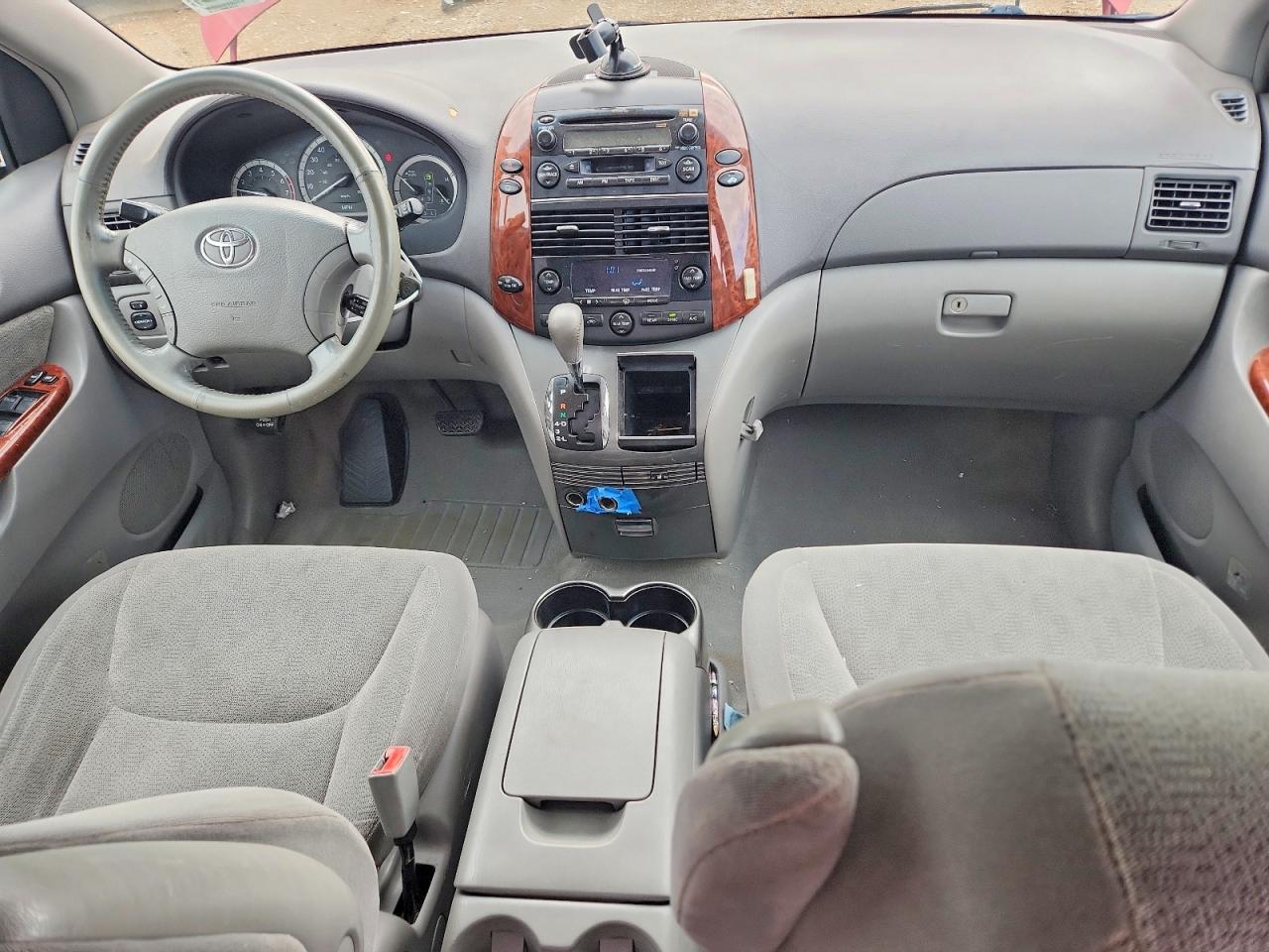 Toyota Sienna Xle 7 Passenger