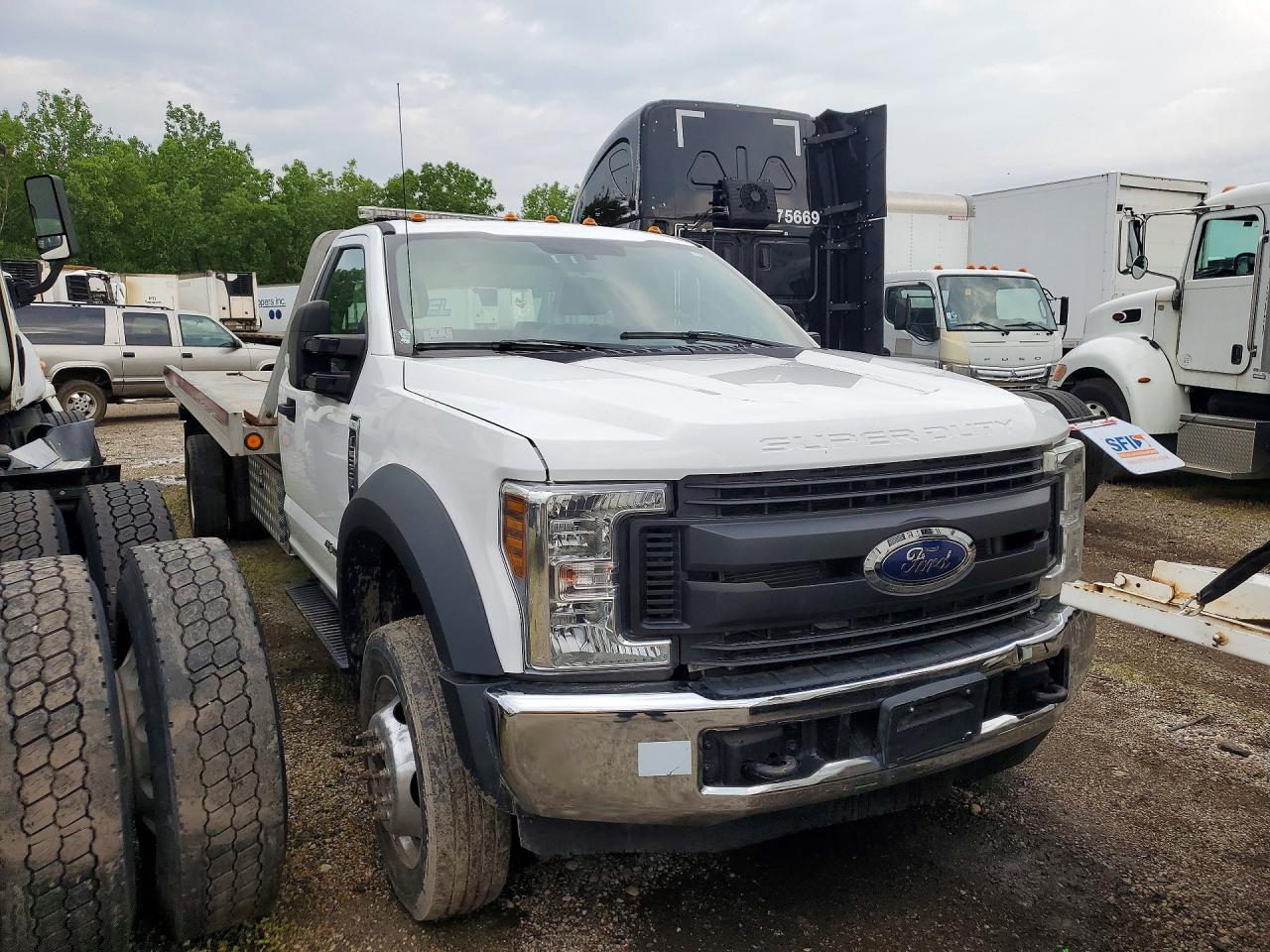 Ford F-550 Super Duty