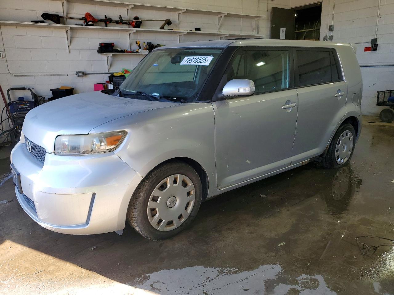 Salvage Scion xB Image