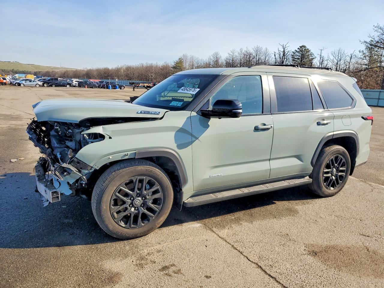 Salvage Toyota Sequoia Image