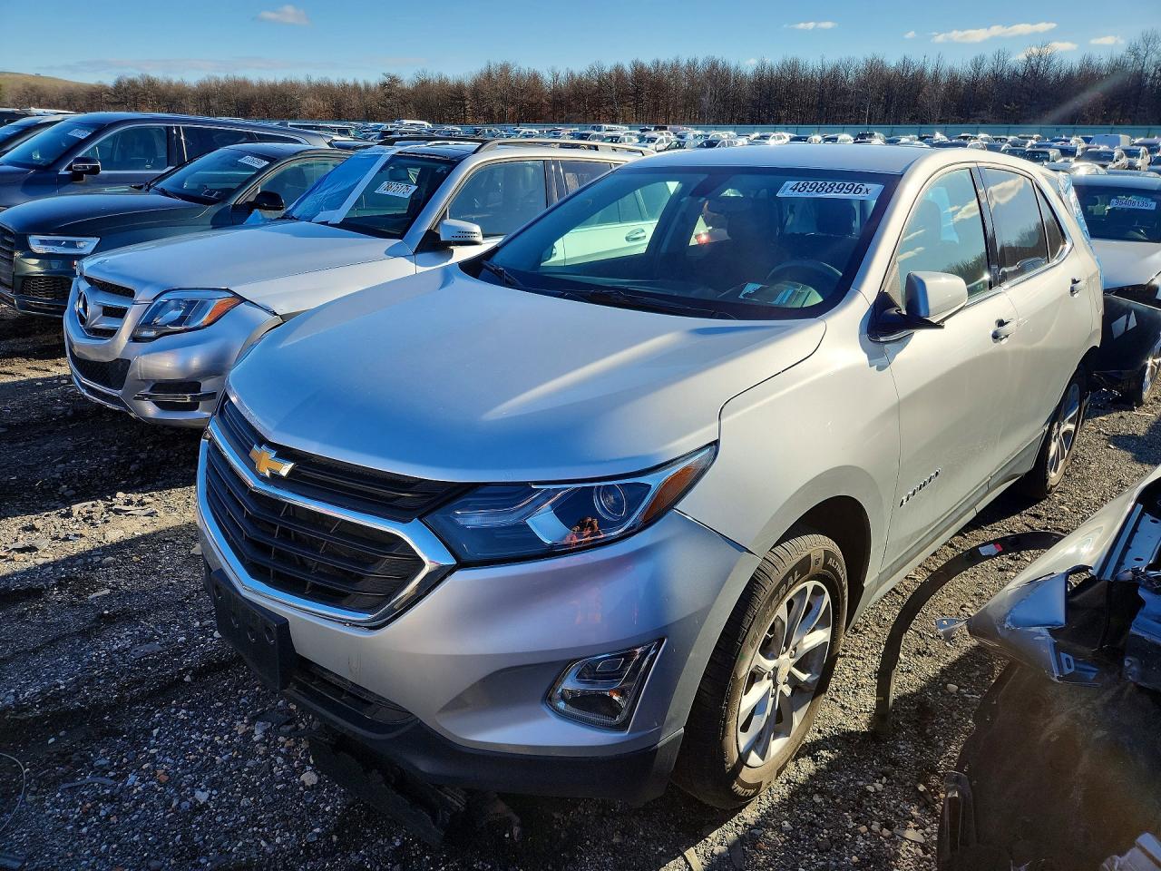 Salvage Chevrolet Equinox Image