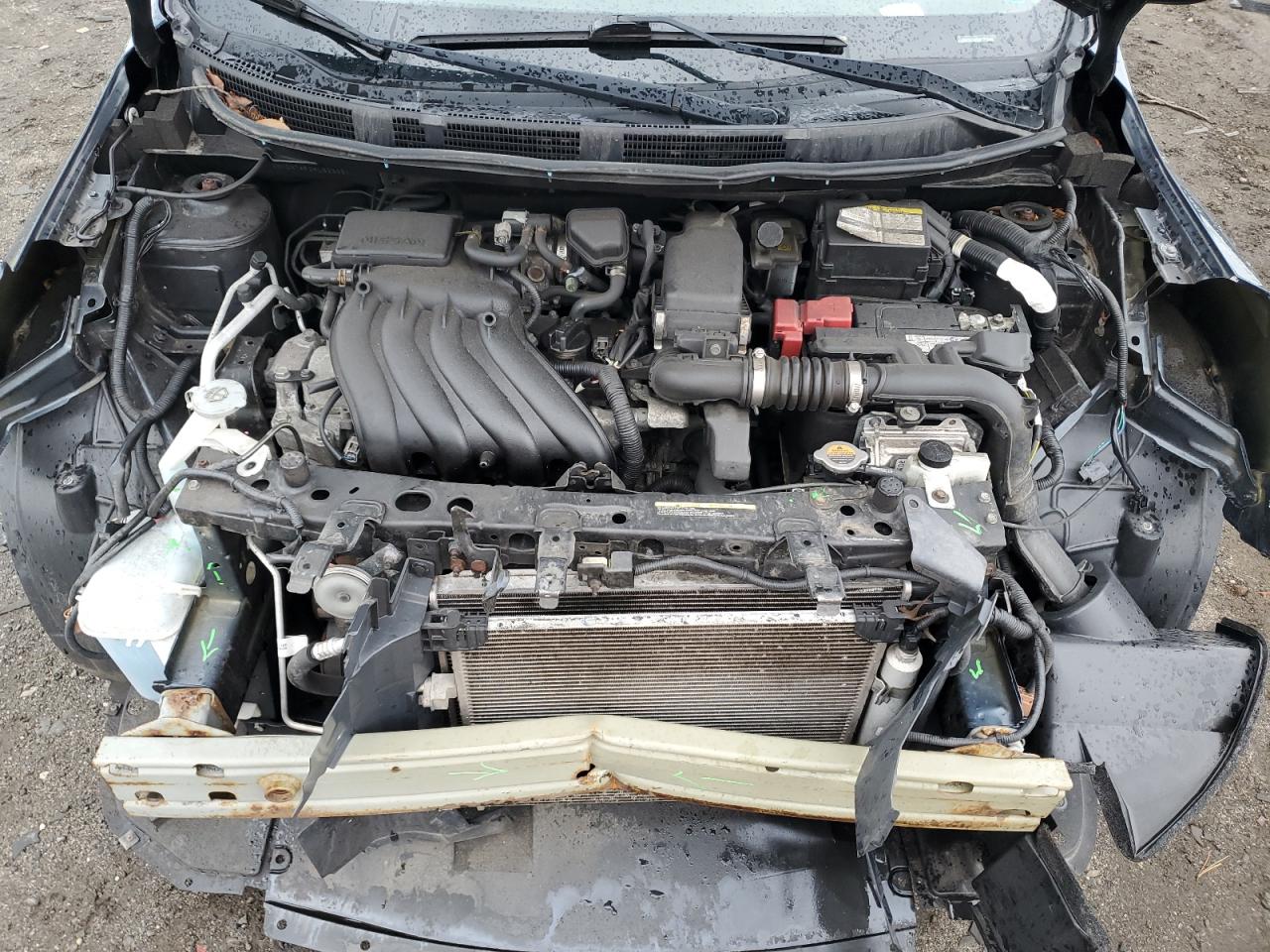 Nissan Versa S
