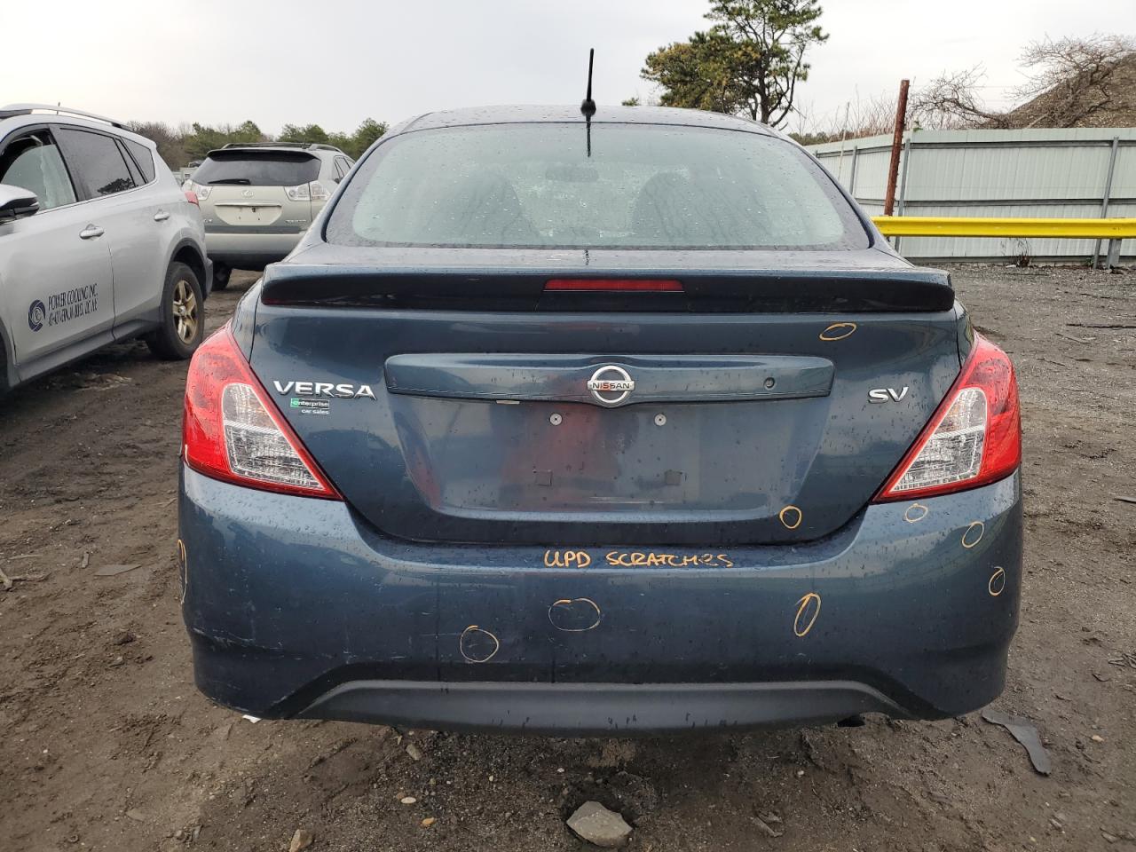 Nissan Versa S