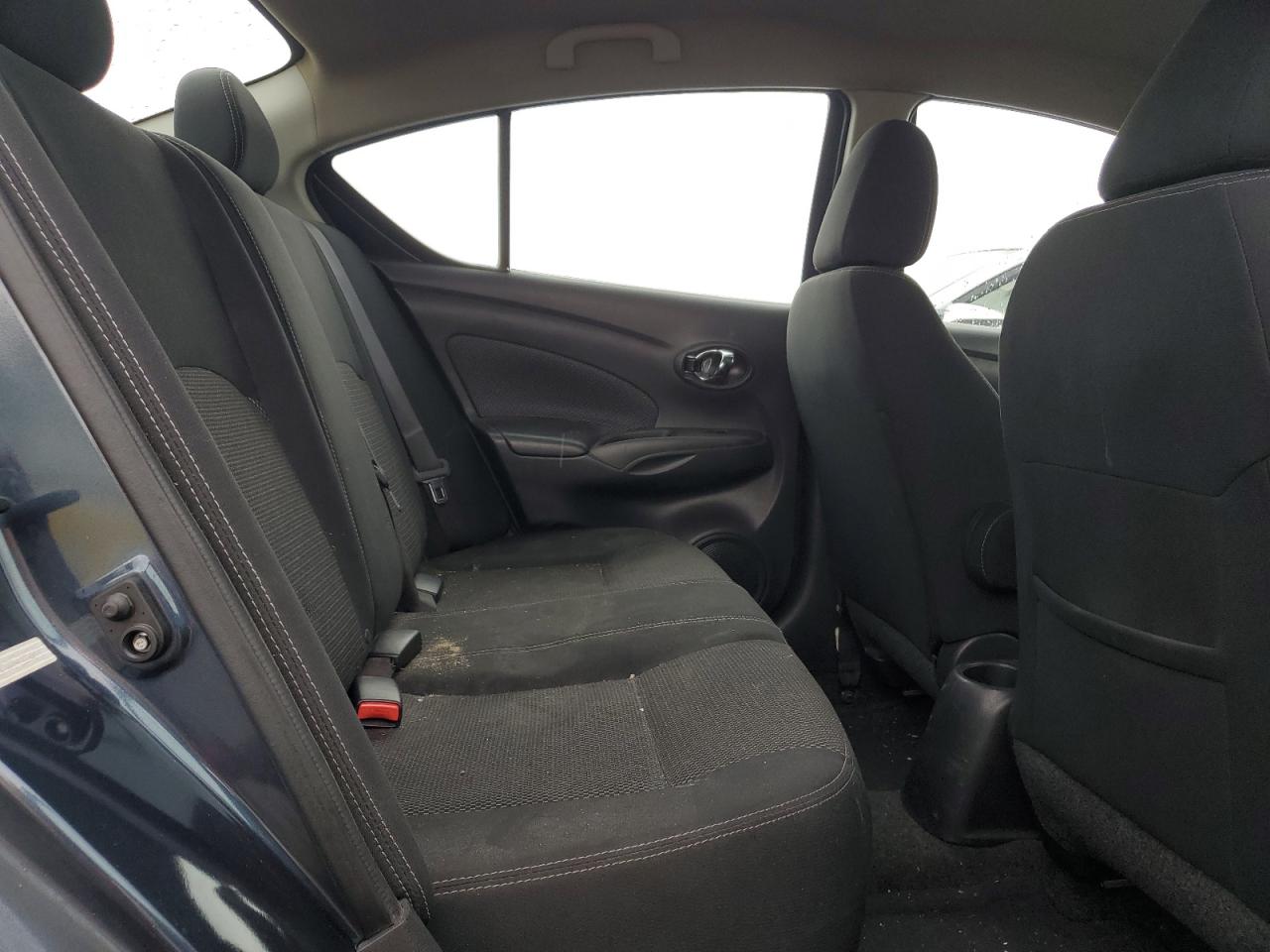 Nissan Versa S