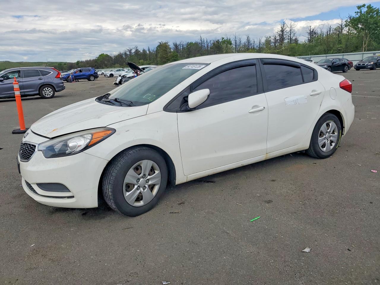 Salvage Kia Forte Image