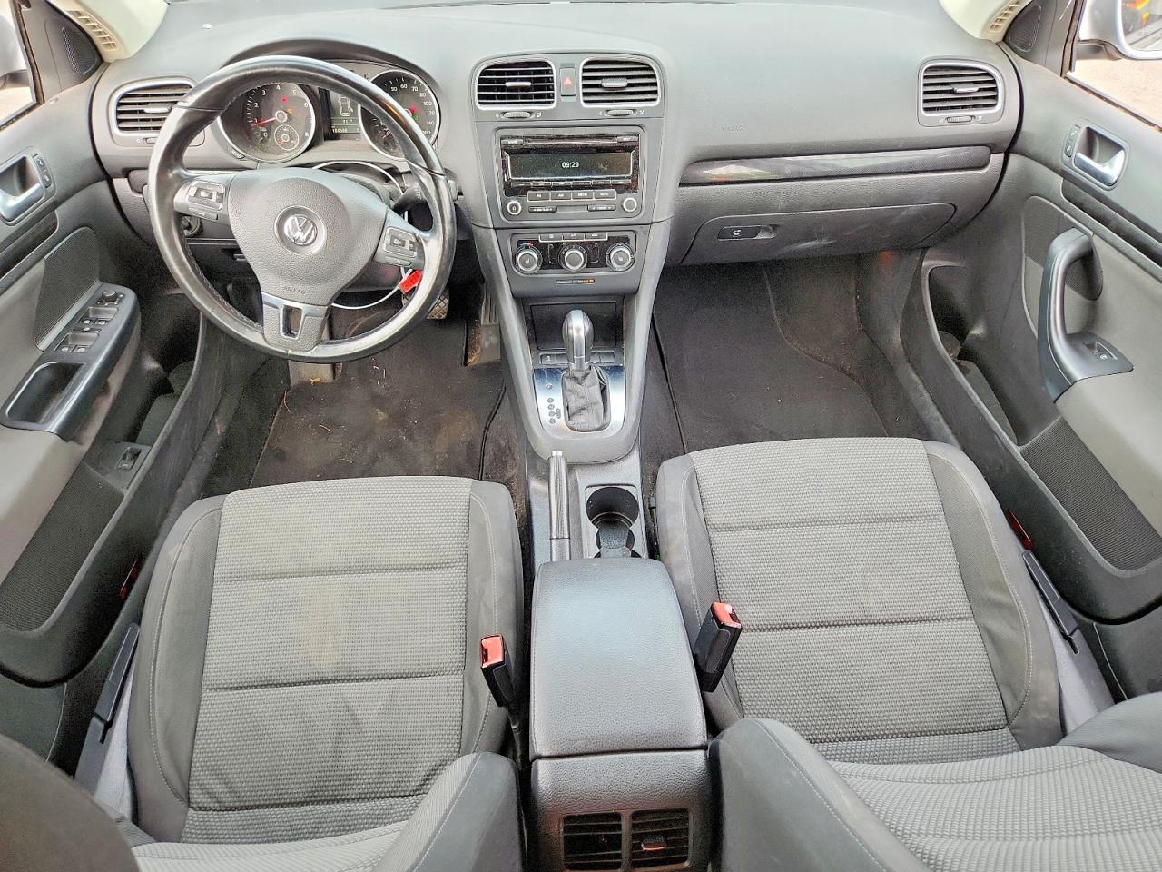Volkswagen Jetta S