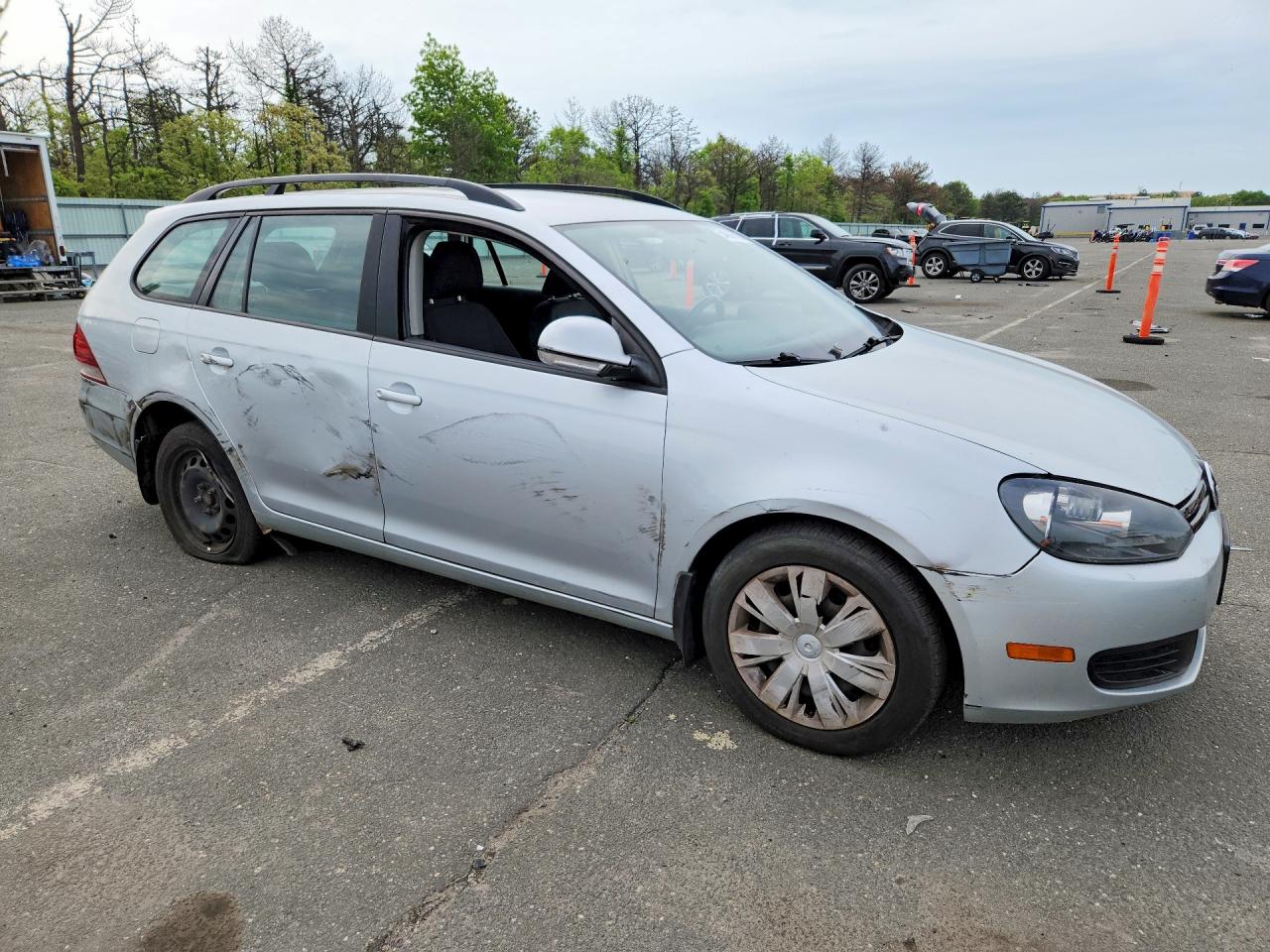Volkswagen Jetta S