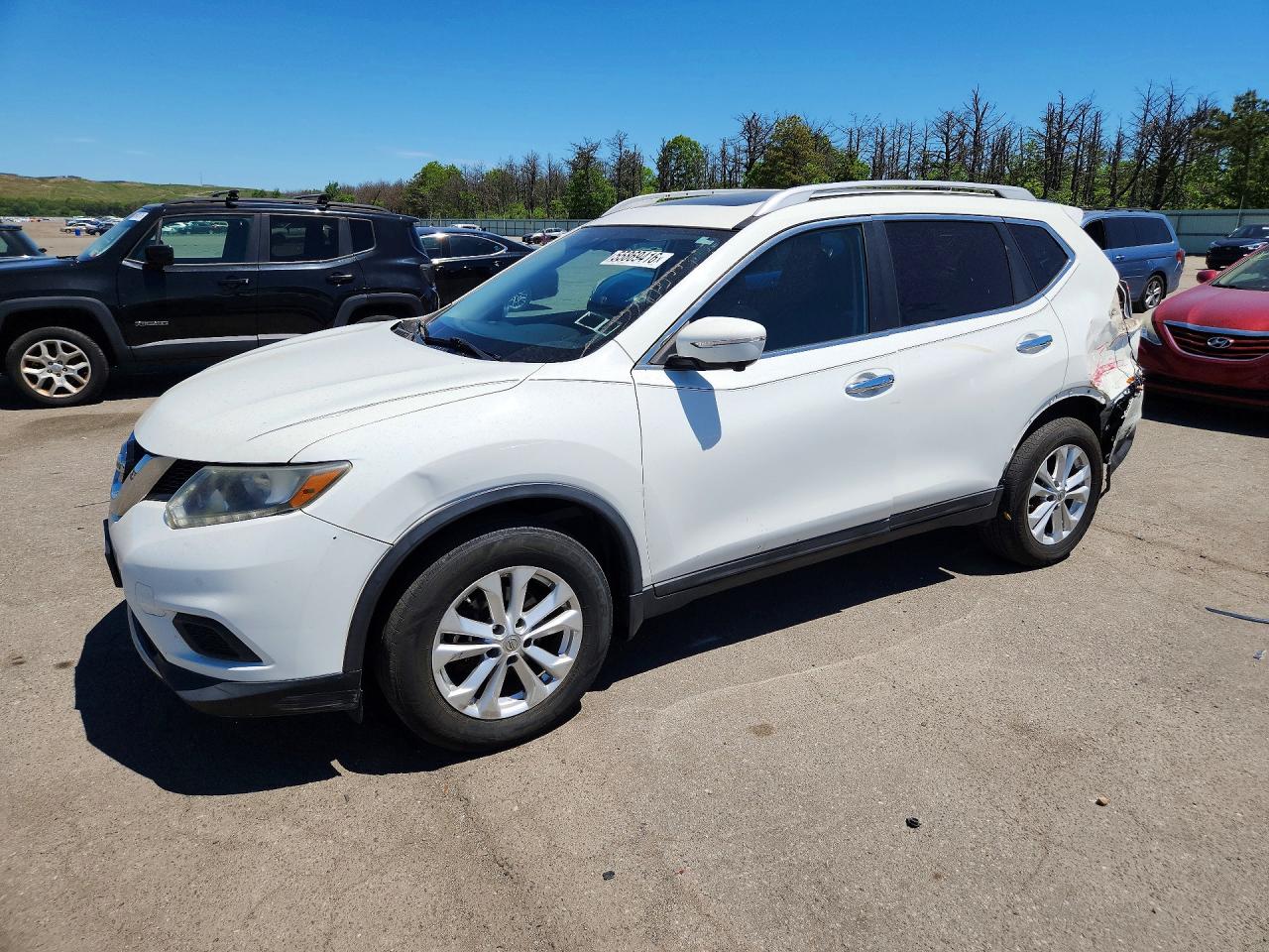Salvage Nissan Rogue Image