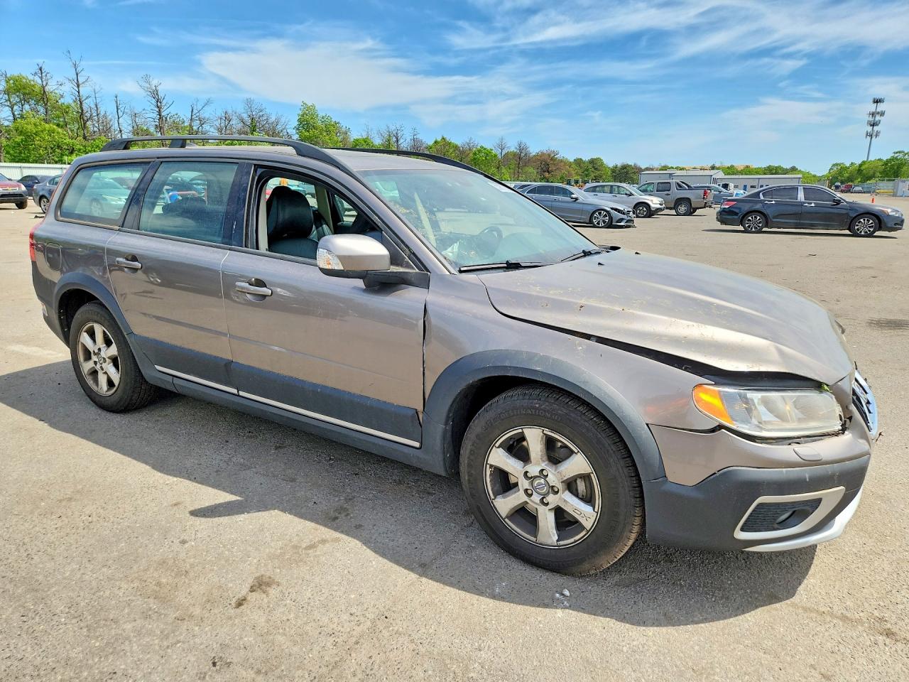 Volvo XC70