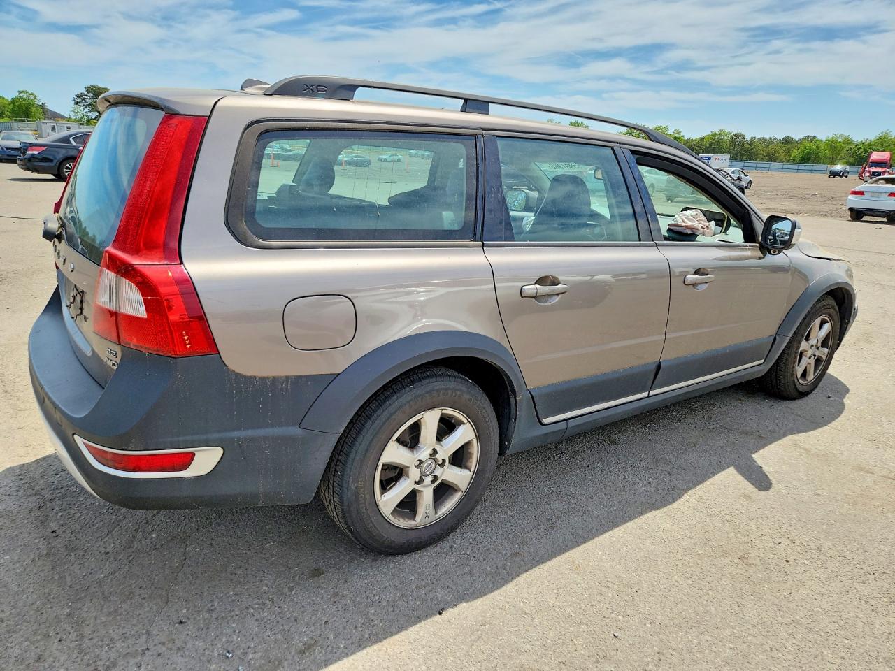 Volvo XC70