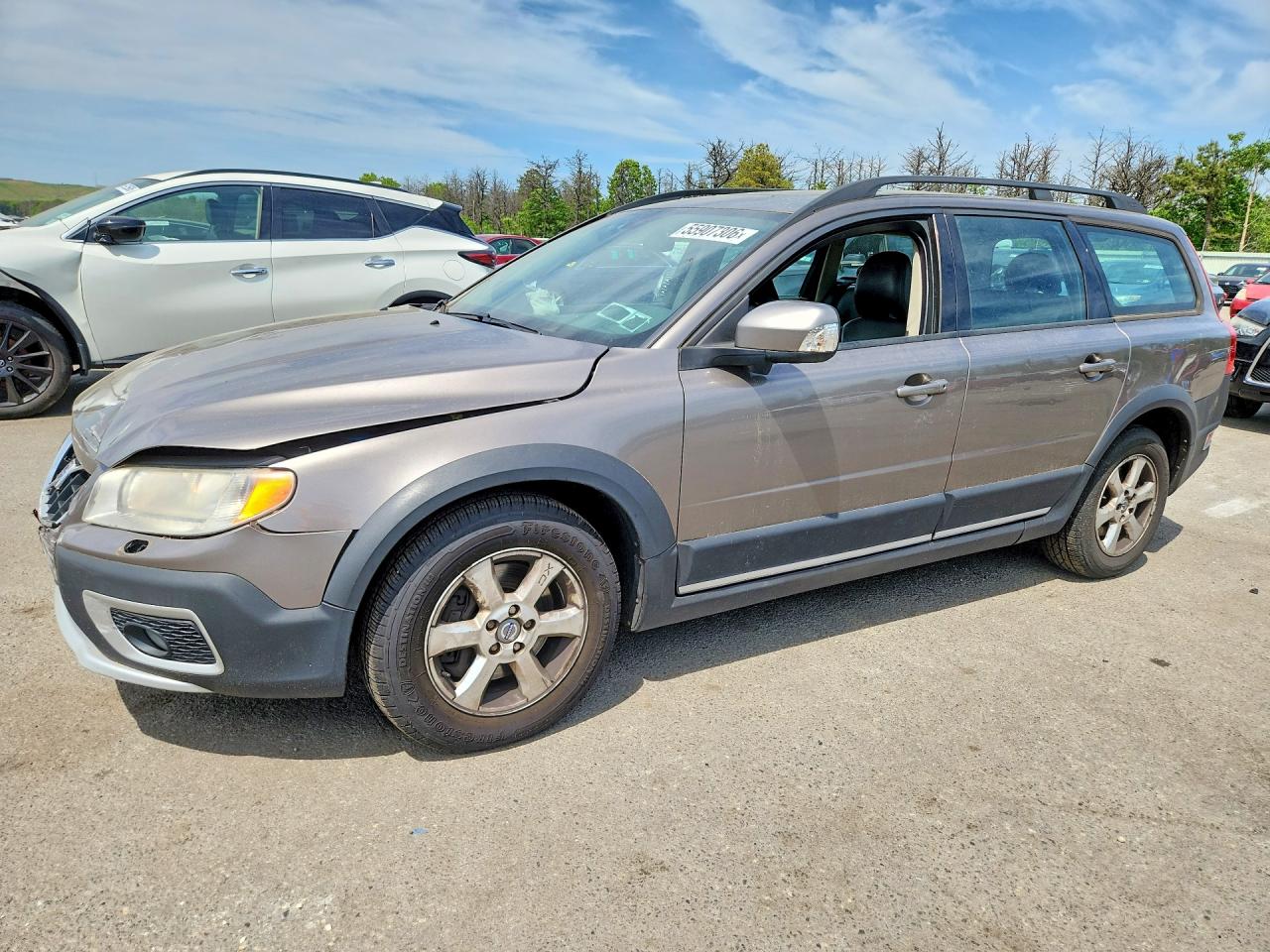 Salvage Volvo XC70 Image