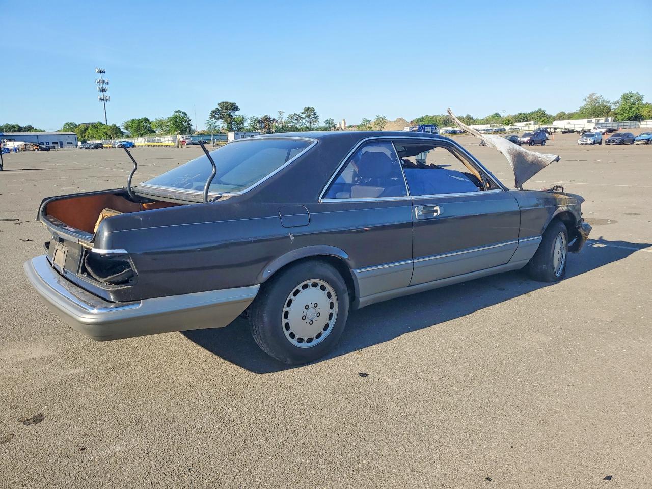 Mercedes-Benz 560-Class Sec