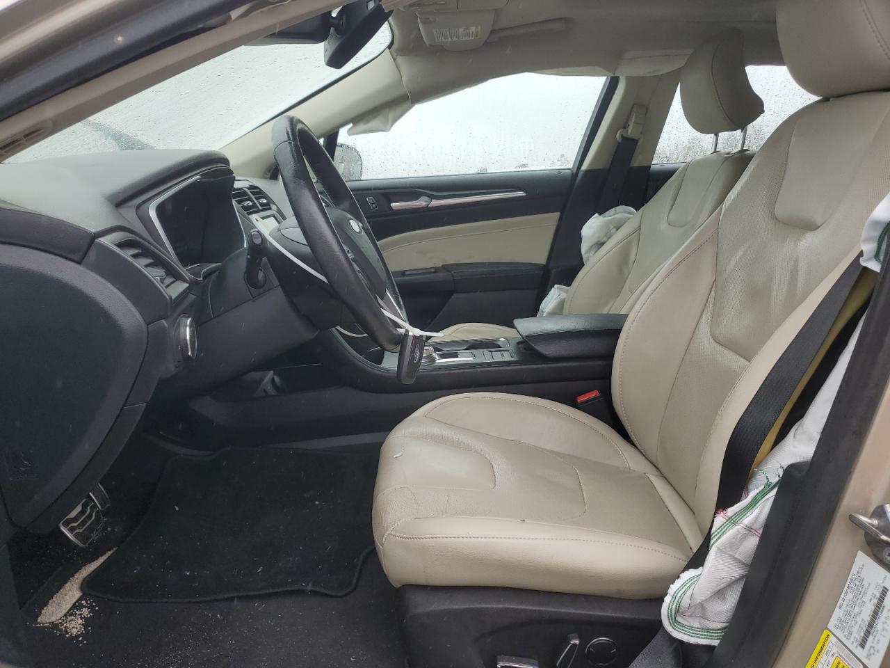 Ford Fusion Titanium Phev
