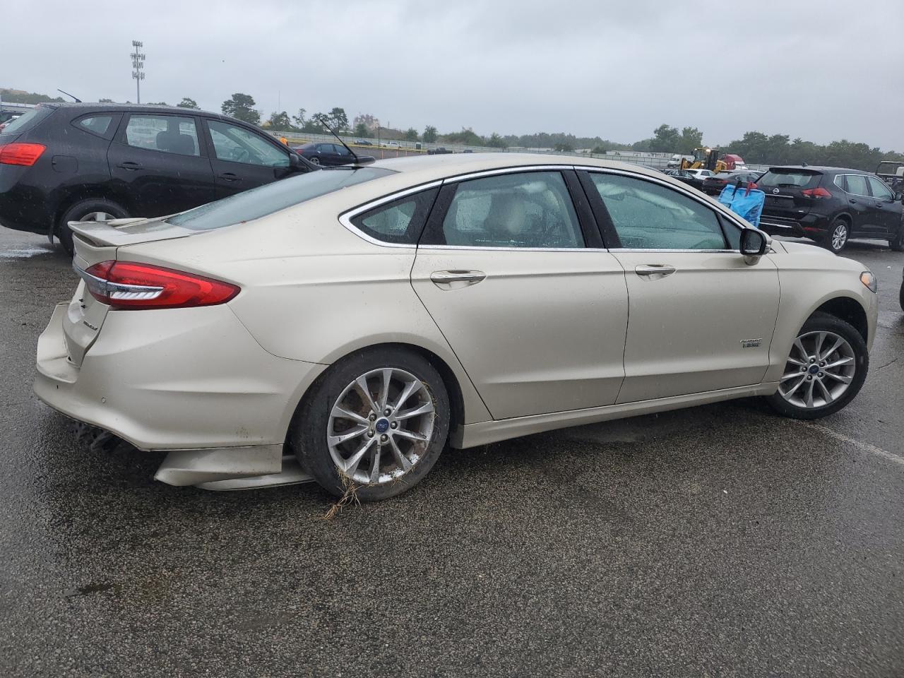 Ford Fusion Titanium Phev