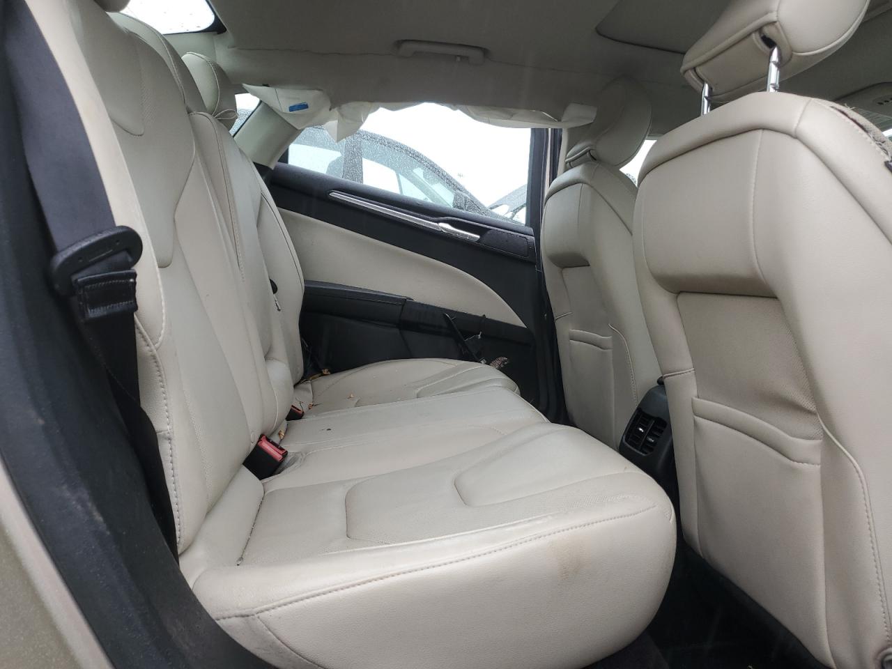 Ford Fusion Titanium Phev