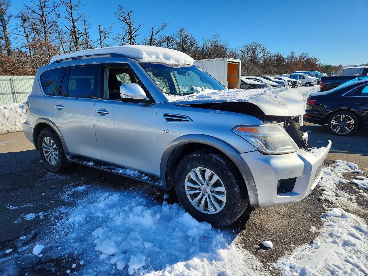 Nissan Armada Sv