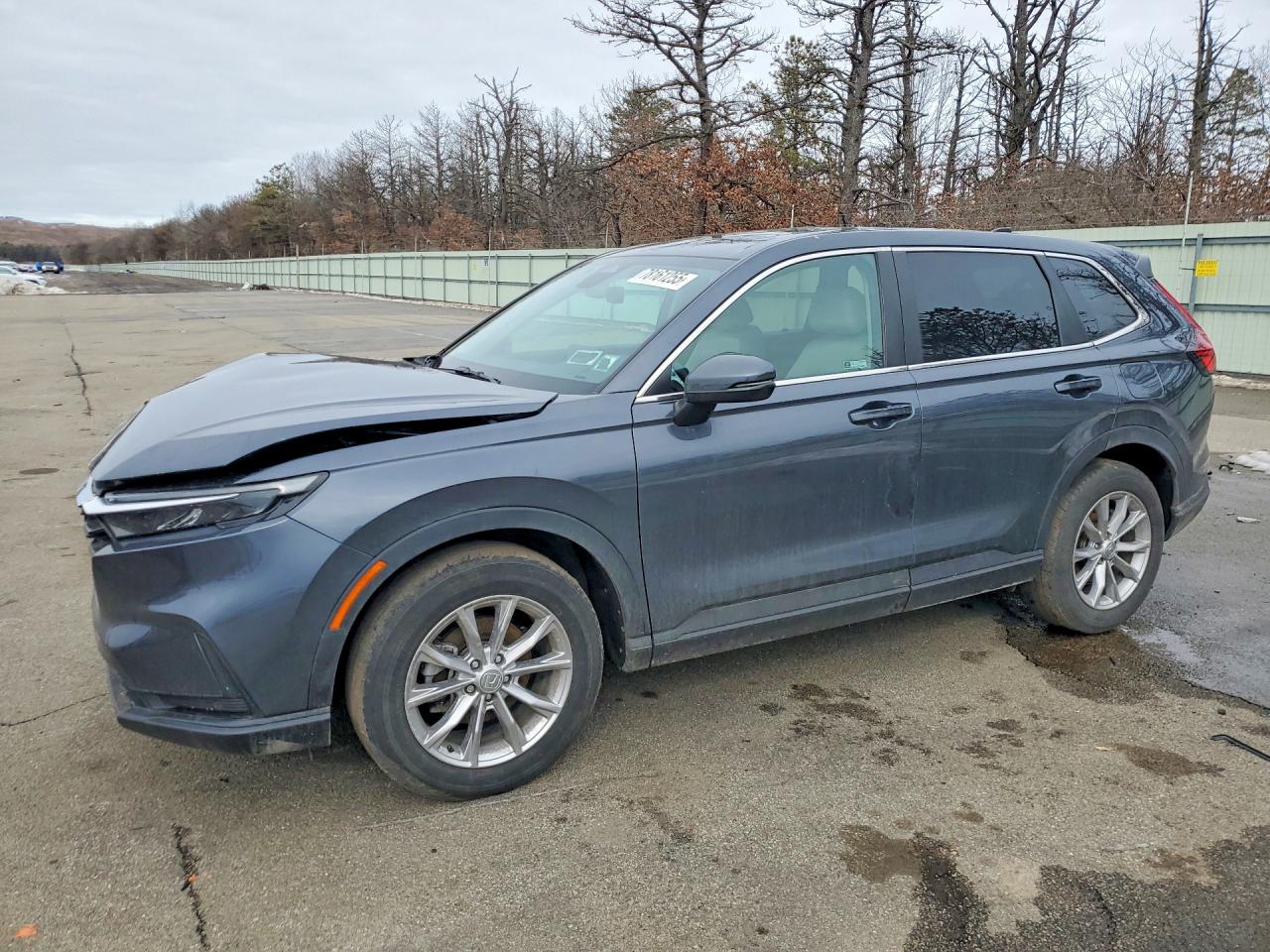 Salvage Honda CR-V Image