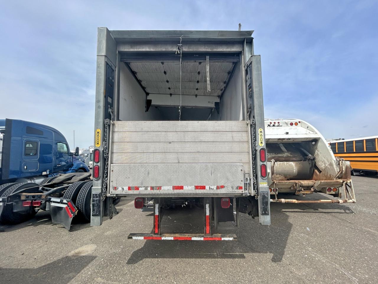 Freightliner M2 Unknown
