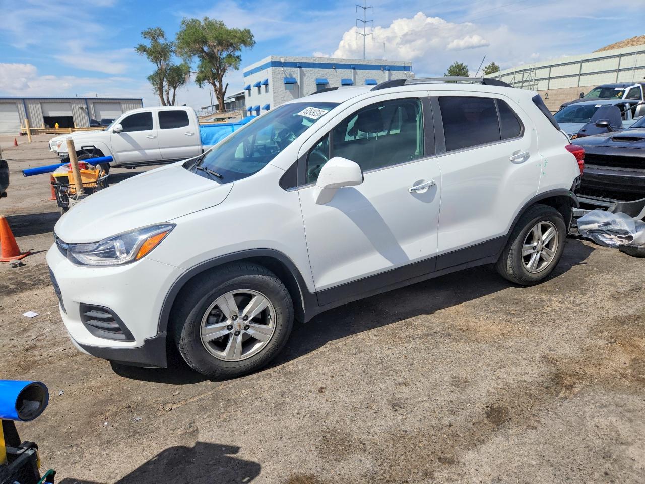 Salvage Chevrolet Trax Image