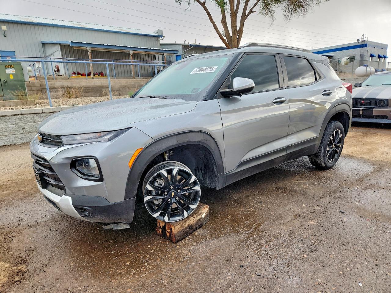 Salvage Chevrolet Trailblaze Image