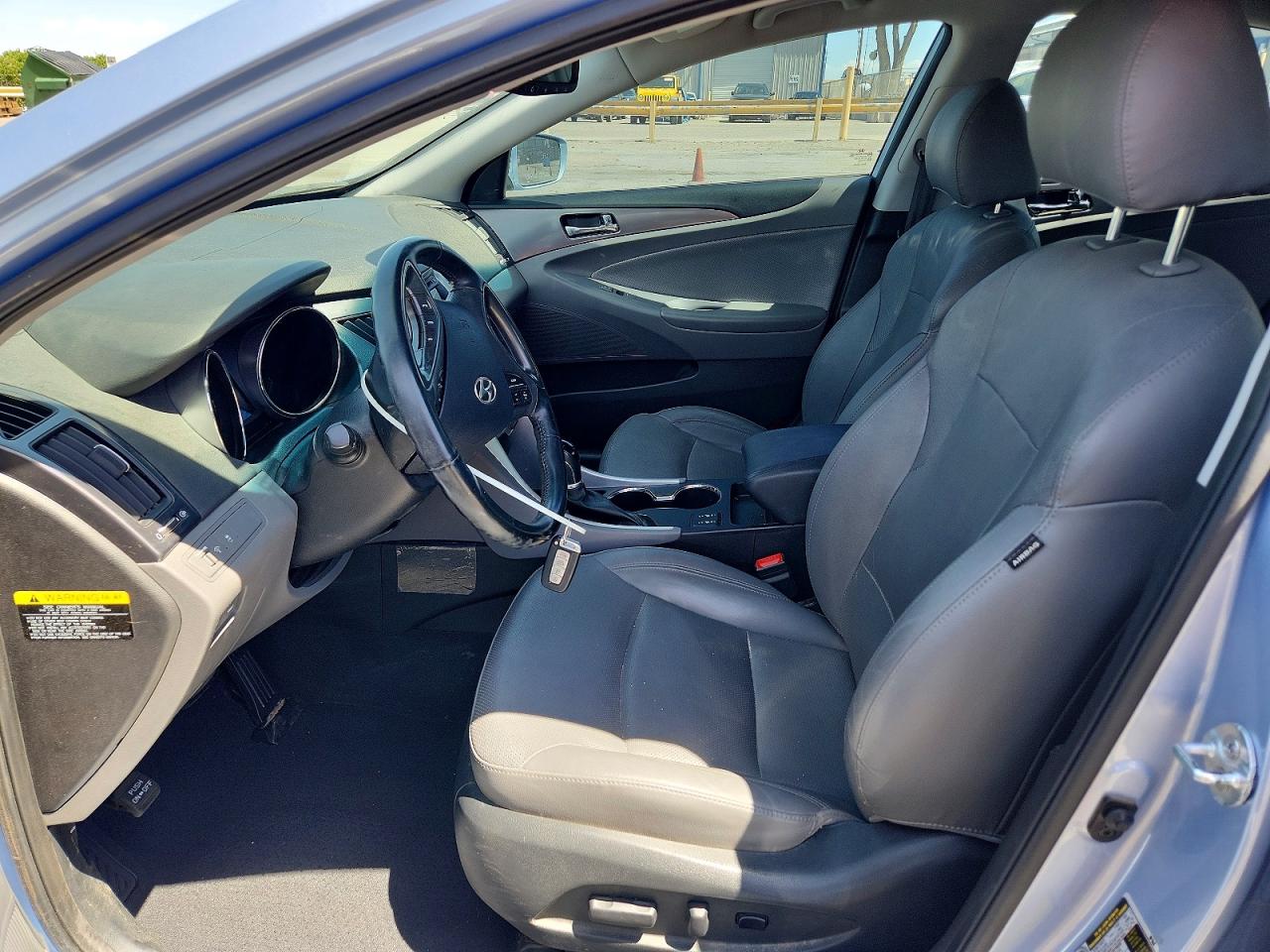 Hyundai SONATA Hybrid