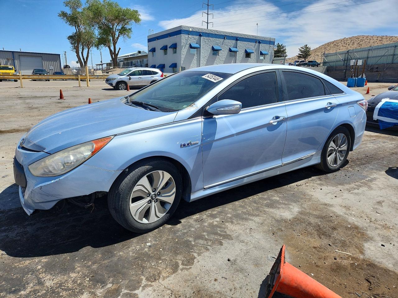 Salvage Hyundai SONATA Image