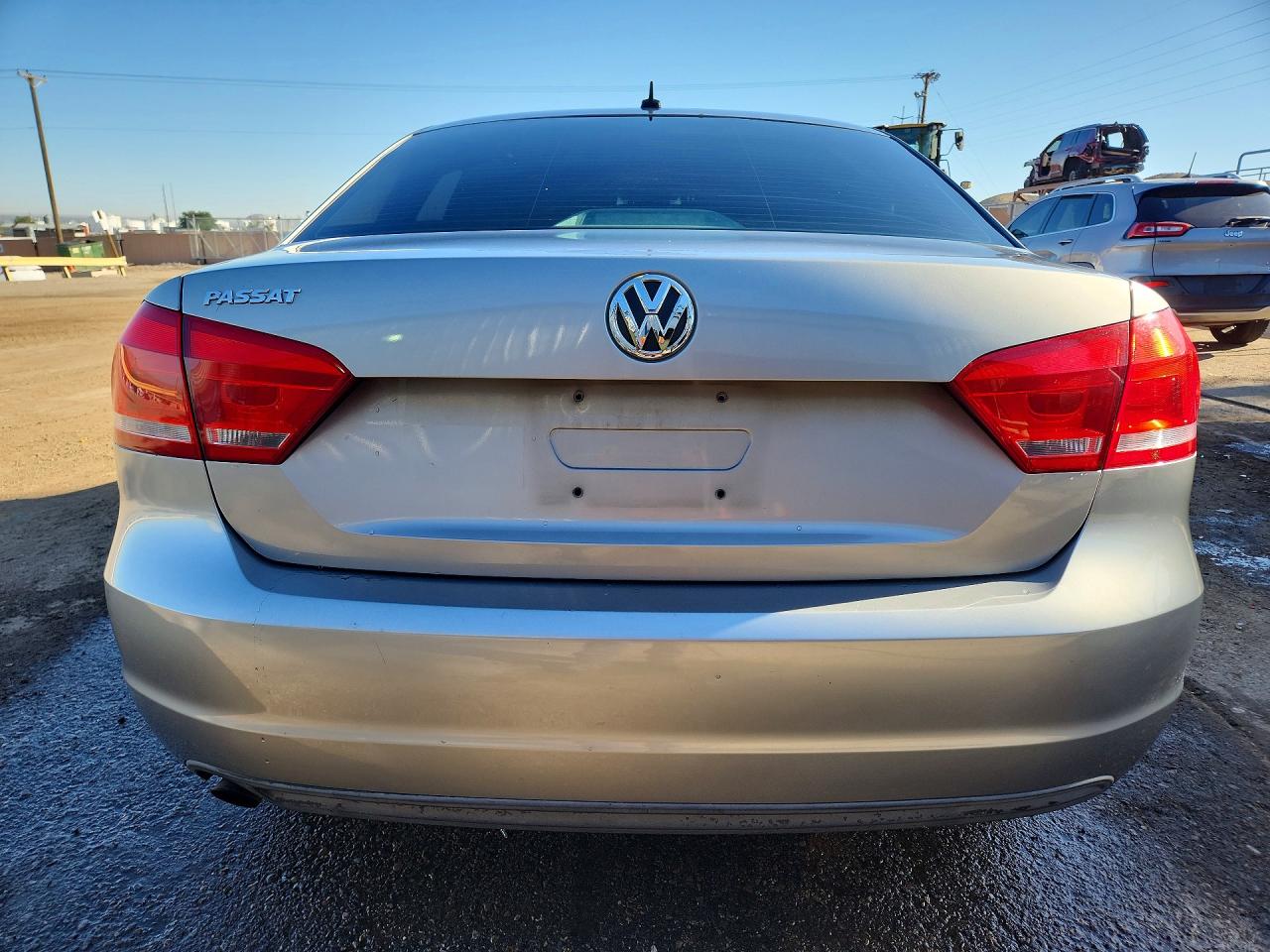 Volkswagen Passat S