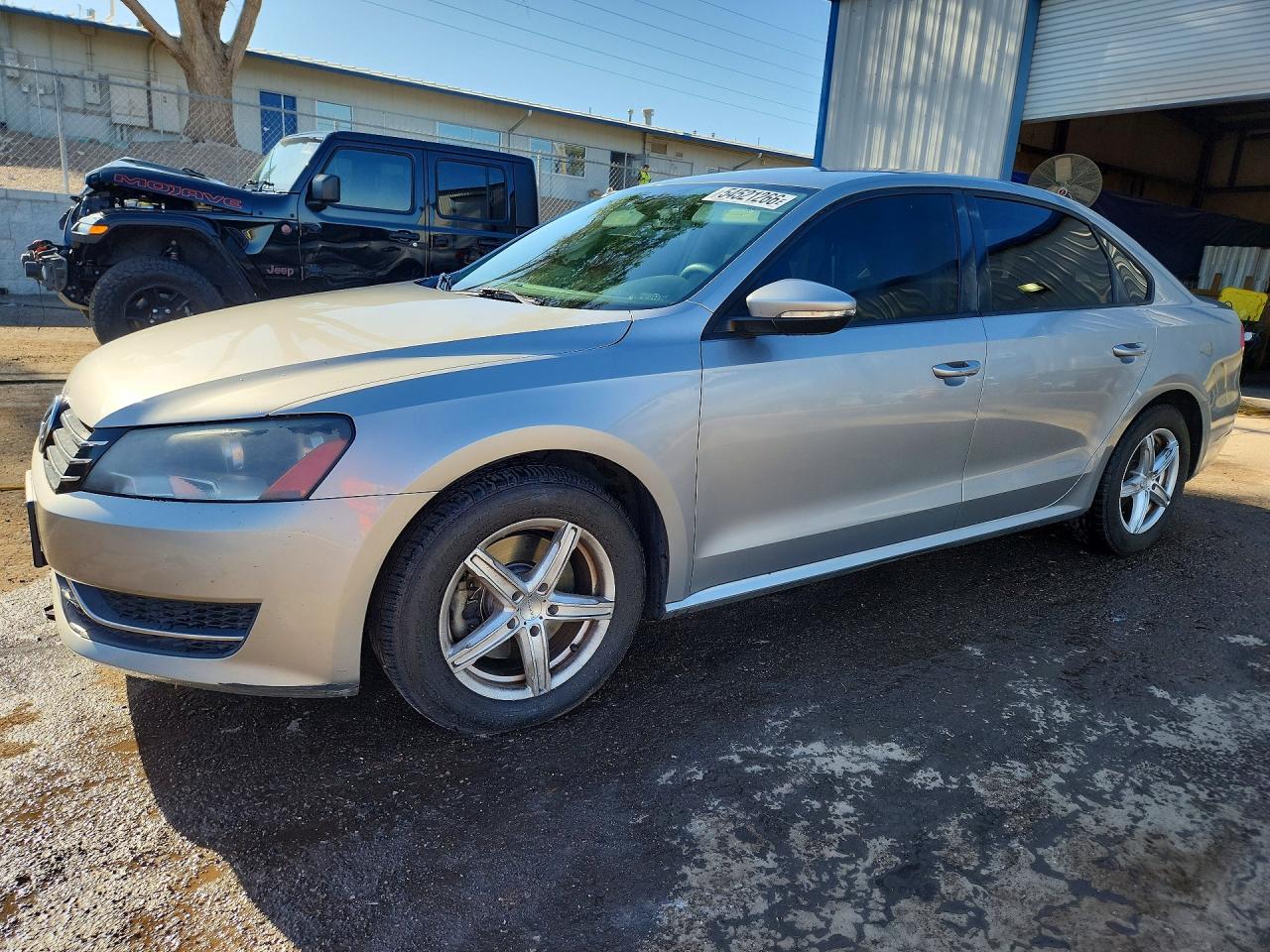 Salvage Volkswagen Passat Image
