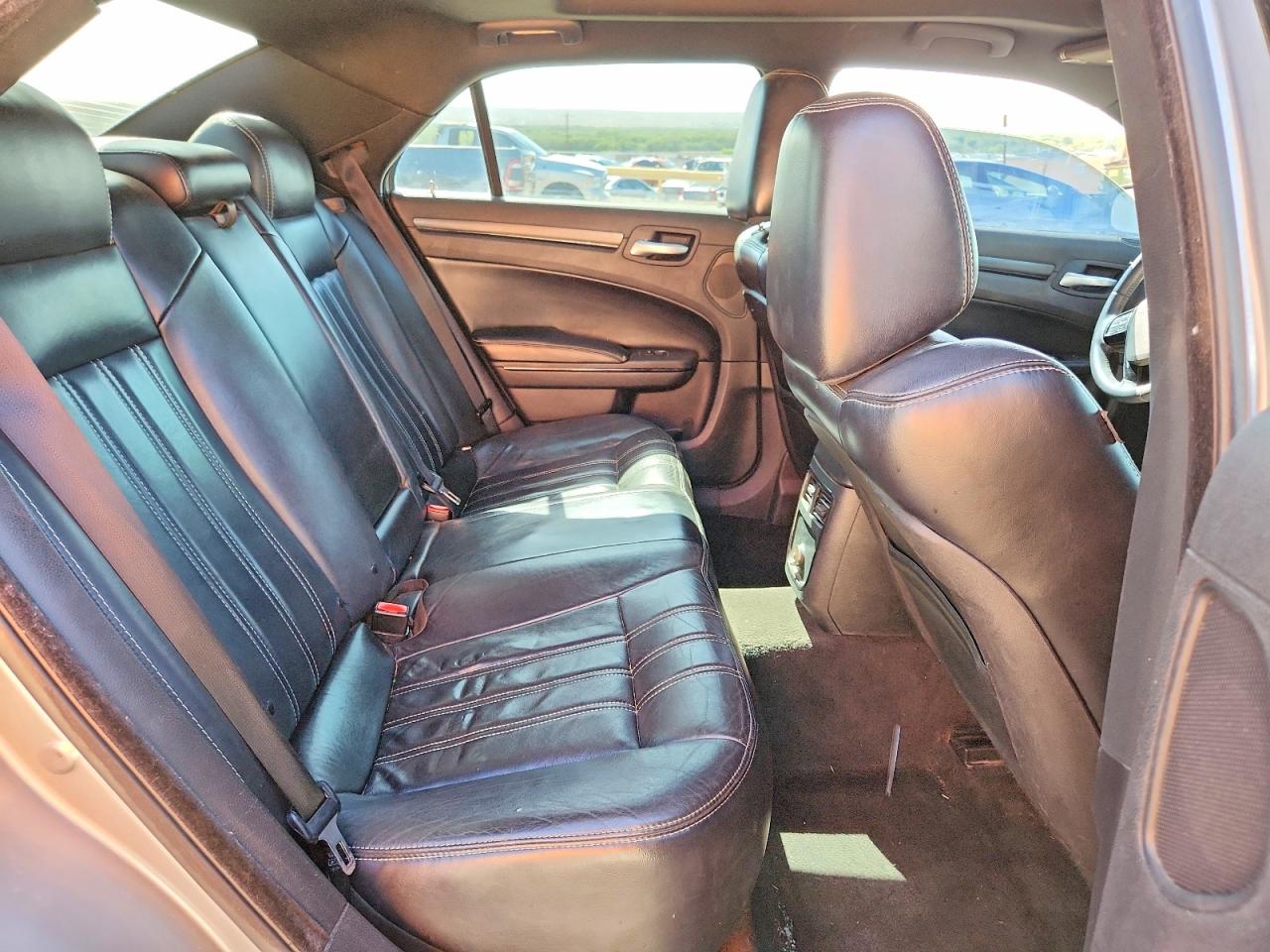 Chrysler 300 S
