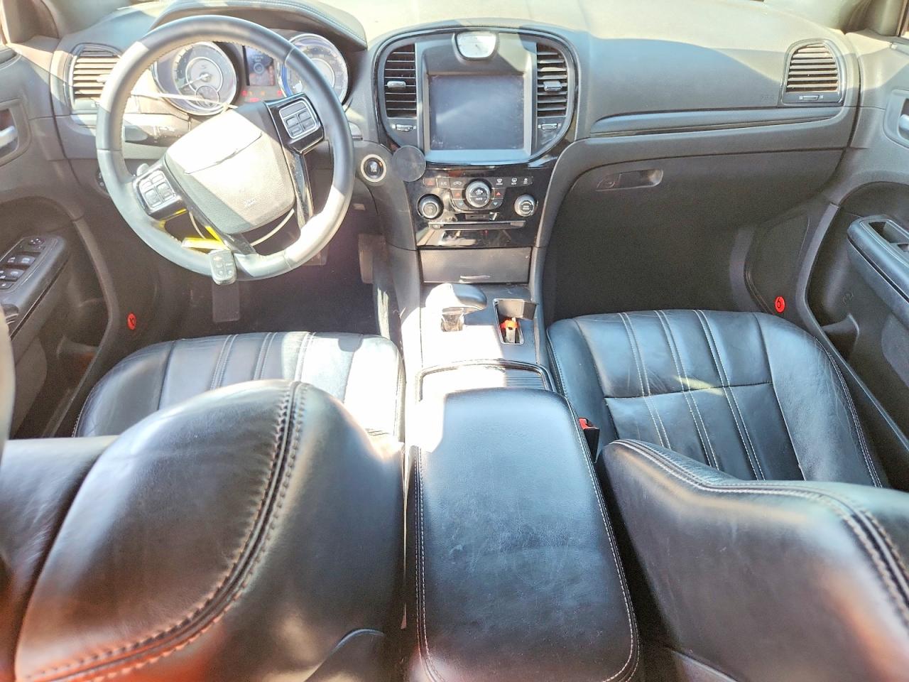 Chrysler 300 S