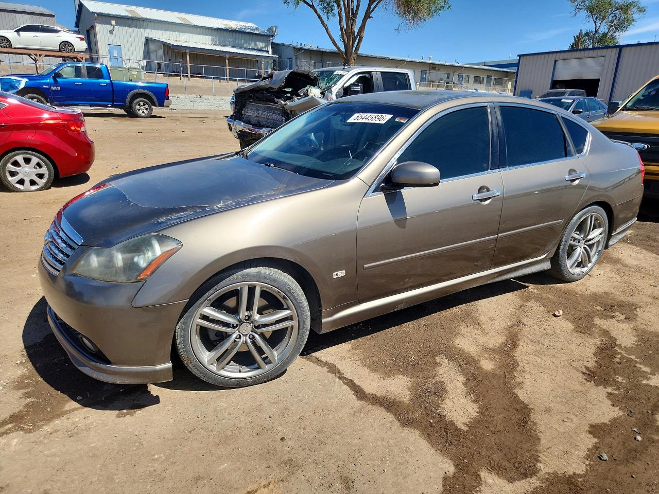 Salvage INFINITI M45 Image