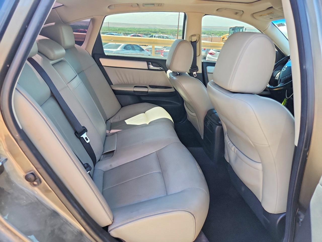 INFINITI M45 Base