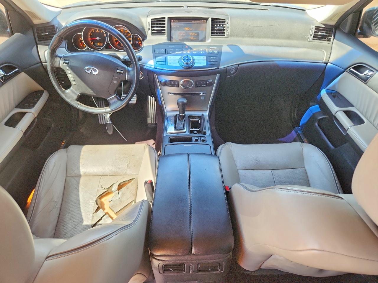 INFINITI M45 Base