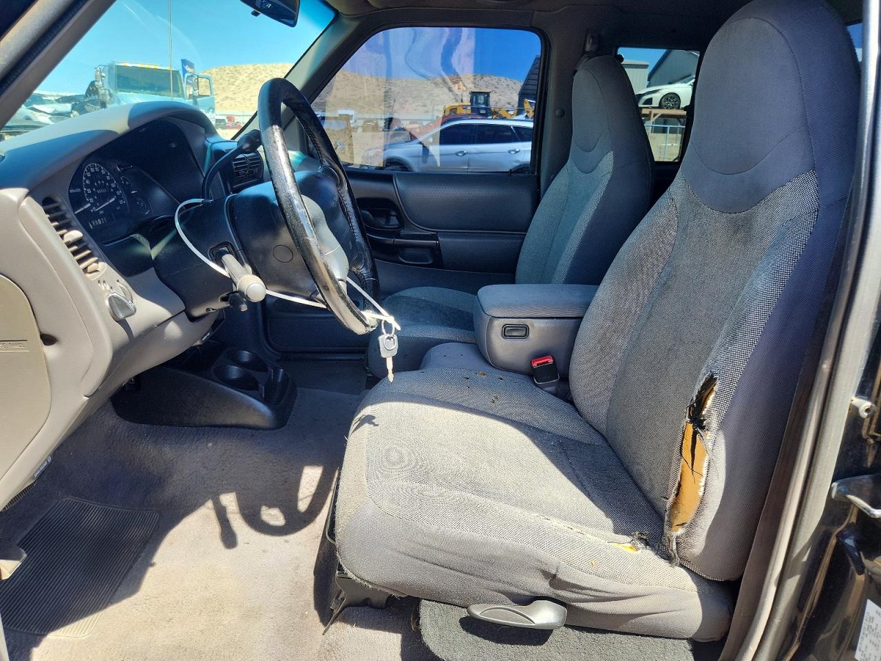 Ford Ranger Super Cab