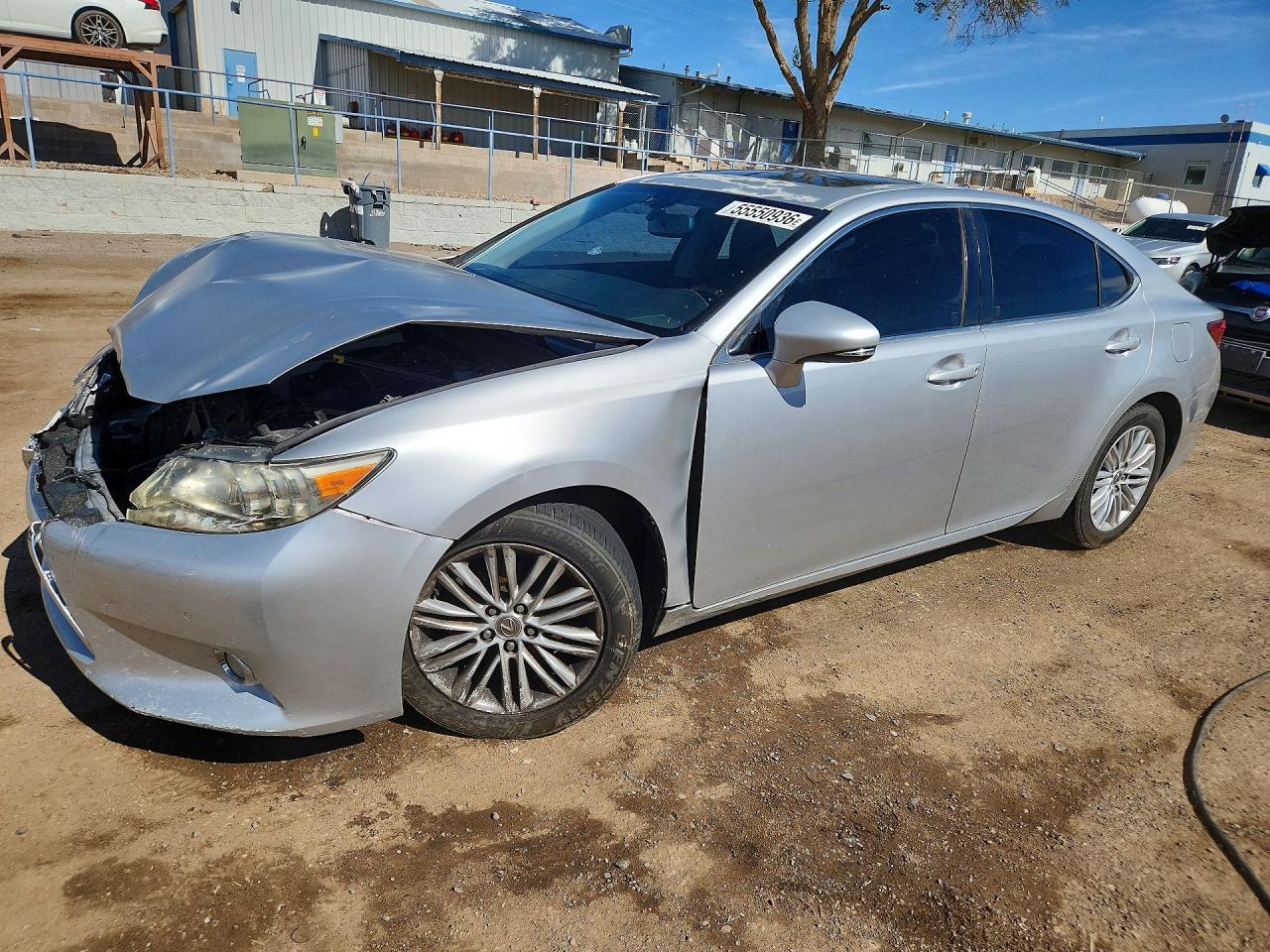 Salvage Lexus Es Image