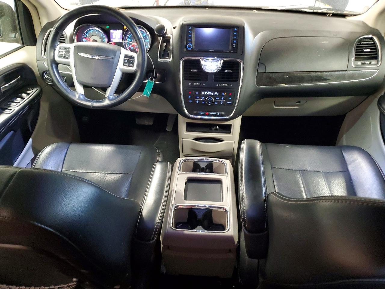 Chrysler Minivan Touring L