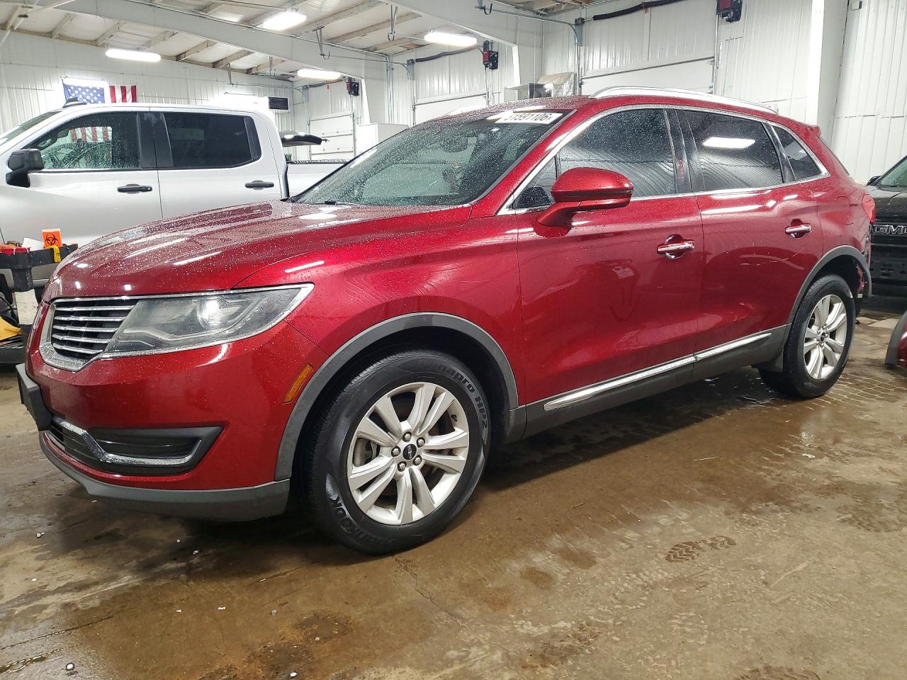 Salvage Lincoln MKX Image