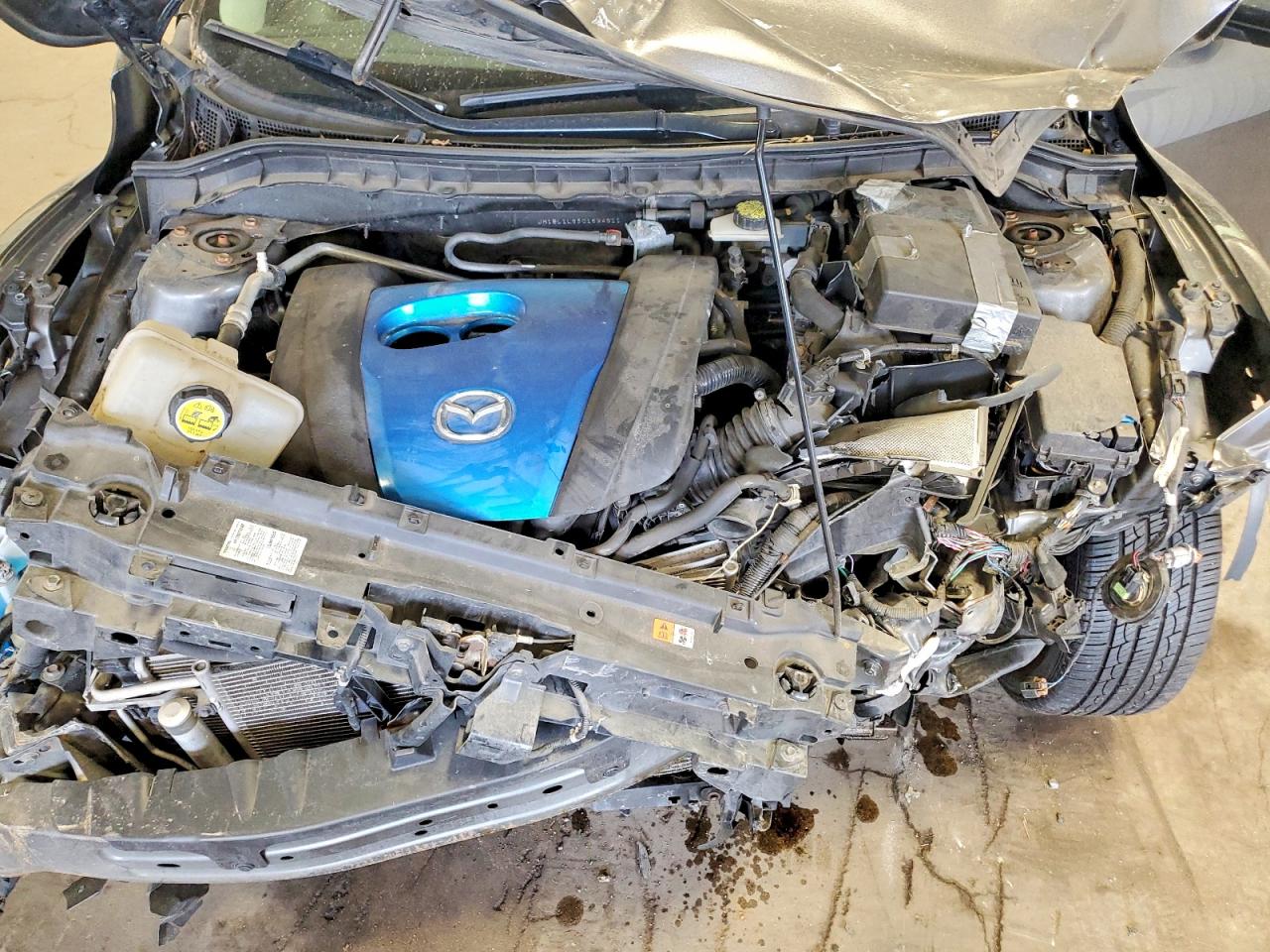 Mazda 3 I