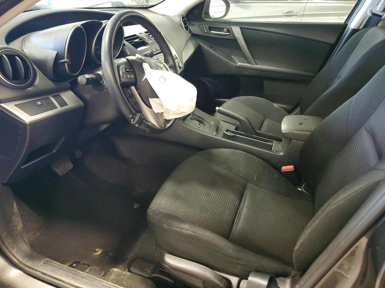 Mazda 3 I