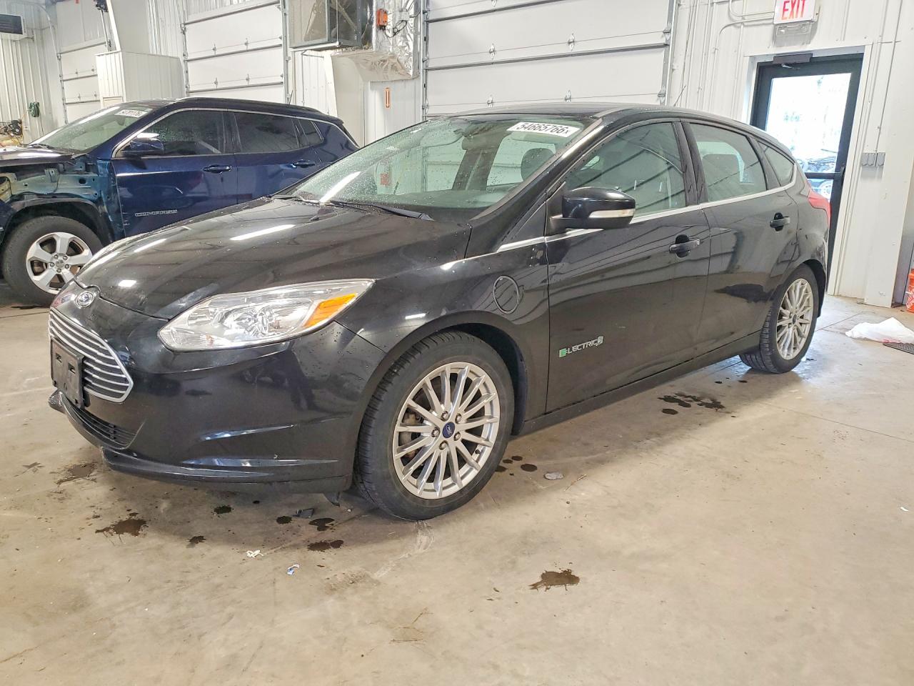 Salvage Ford Focus Image